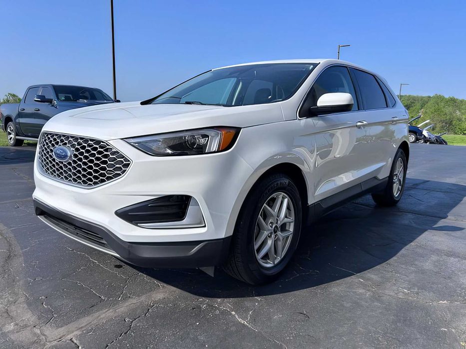 Ford Edge      2023