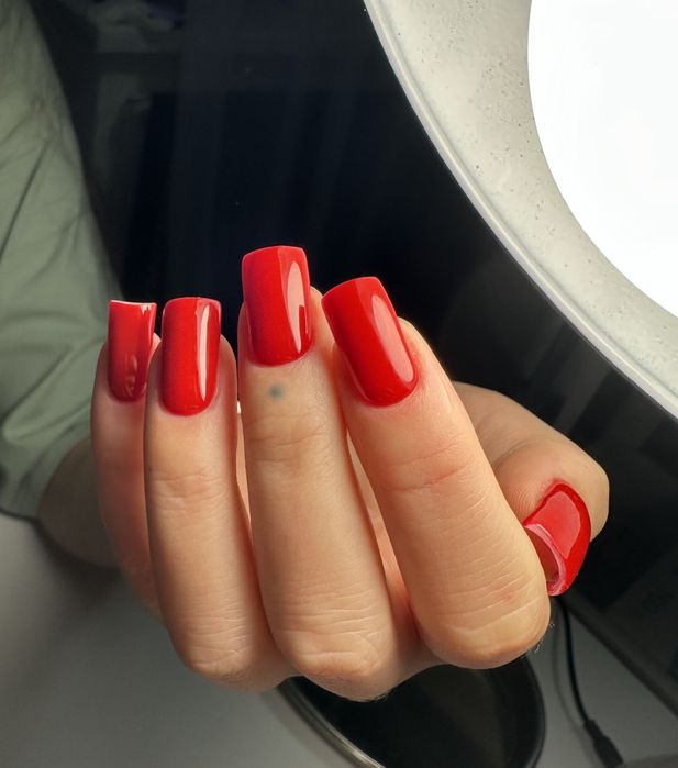 Манікюр Солом'янський