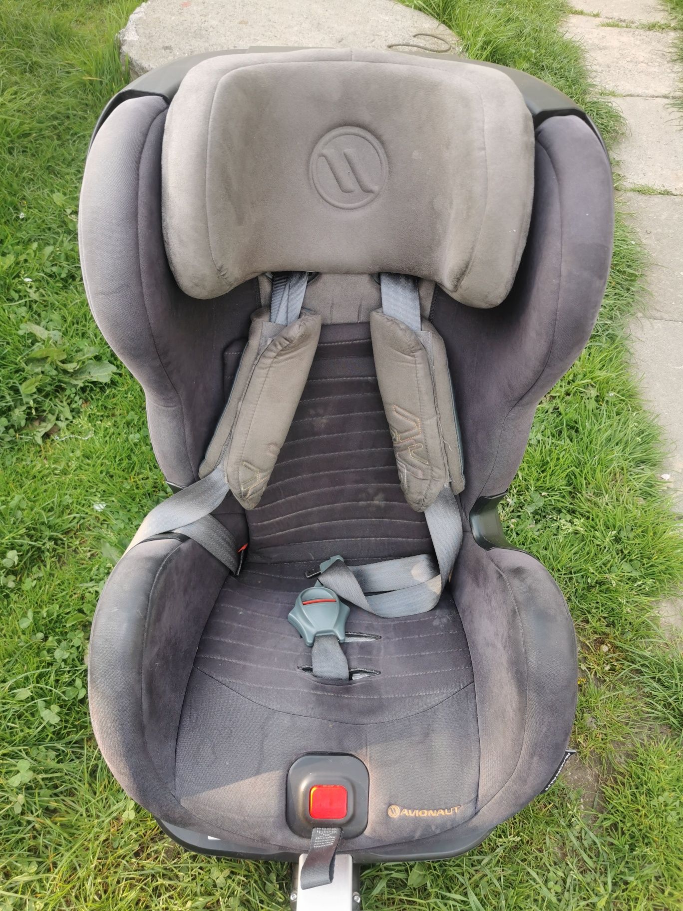 Sprzedam fotelki z isofix