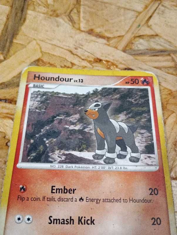Houndour 69 / 106