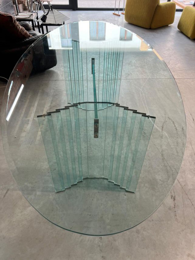 Piękny szklany stół Tonelli design
