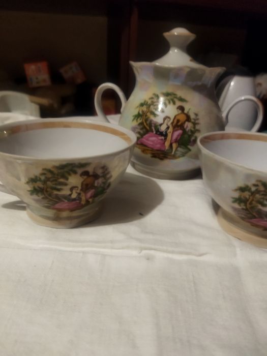 Посуда б/у в хорошем состоянии