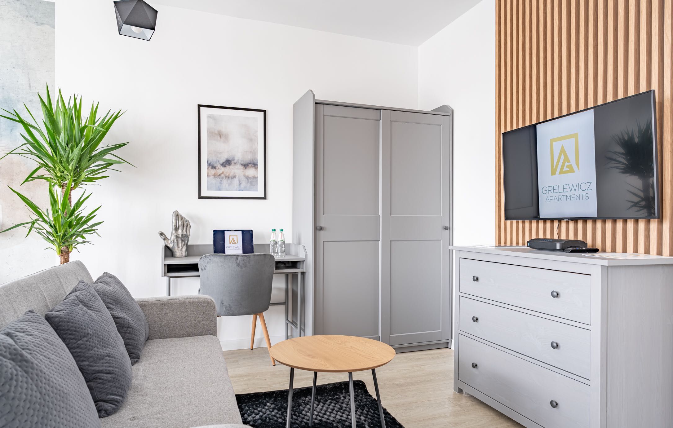 Apartament 2 osobowy 32m2, bardzo blisko centrum winda, parking wolne