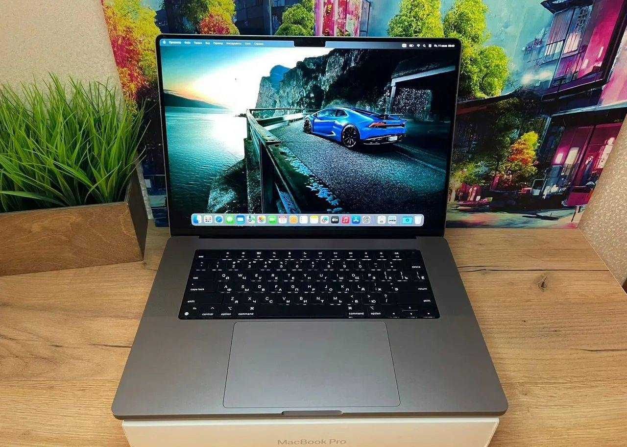Apple macbook pro 16 m2 32/512GB