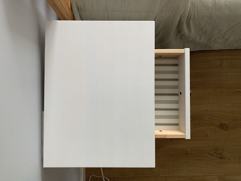 Stolik nocny Hemnes