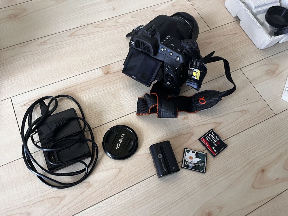 Lustrzanka Sony alfa 350 - 2 obiektywy (minolta+sony), 2 karty, etui
