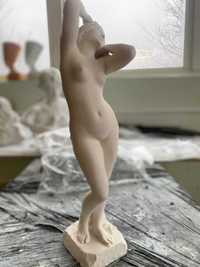 Скульптура гіпсова, Le Reveil Галатея з рукою.