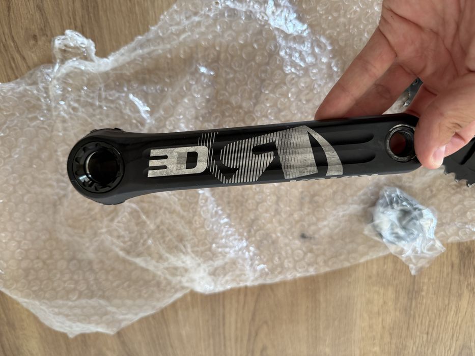 Pedaleiro Rotor 3D 175mm + Pratos 53/38 Ovais