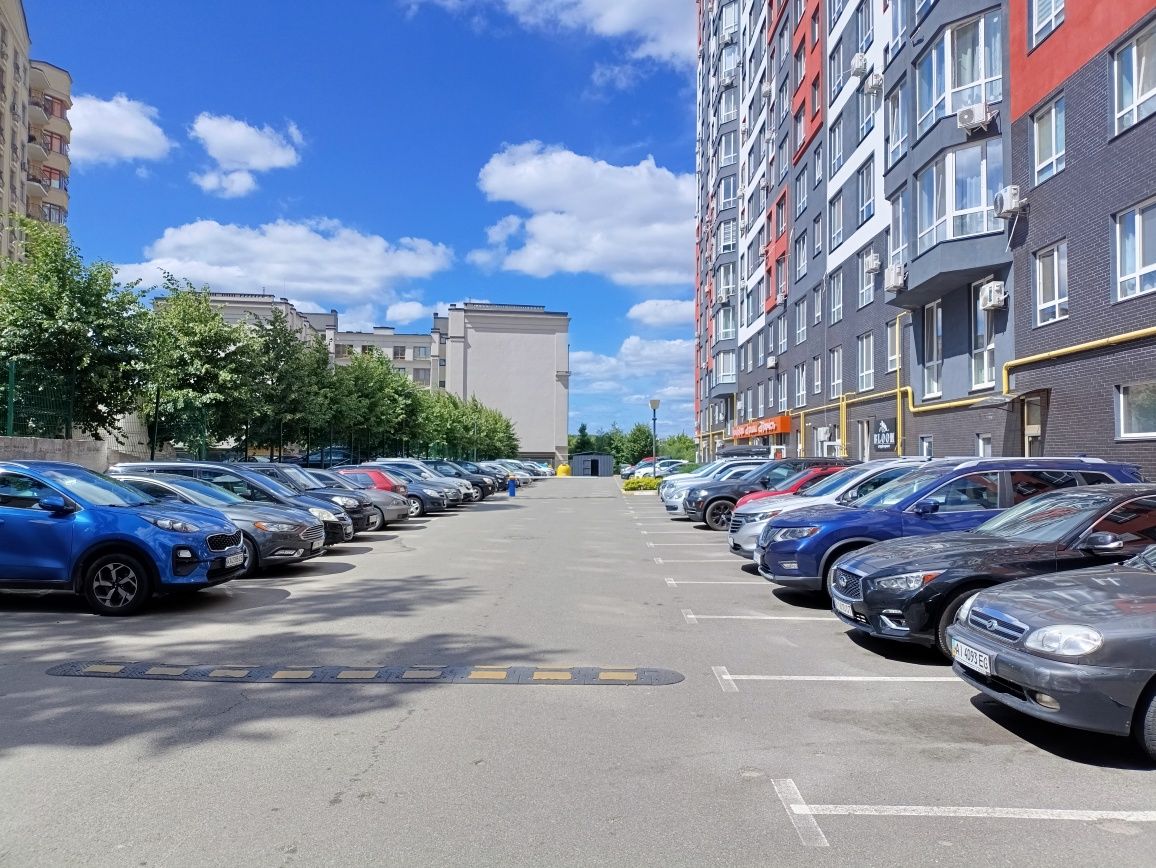 Продам комерційне приміщення діючий бізнес кав'ярня - пекарня м Ірпінь