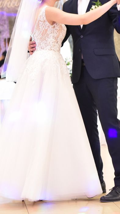 Suknia ślubna z welonem 34/36 XS/S