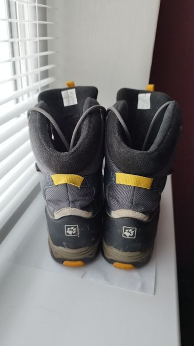 Зимние ботинки на мальчика