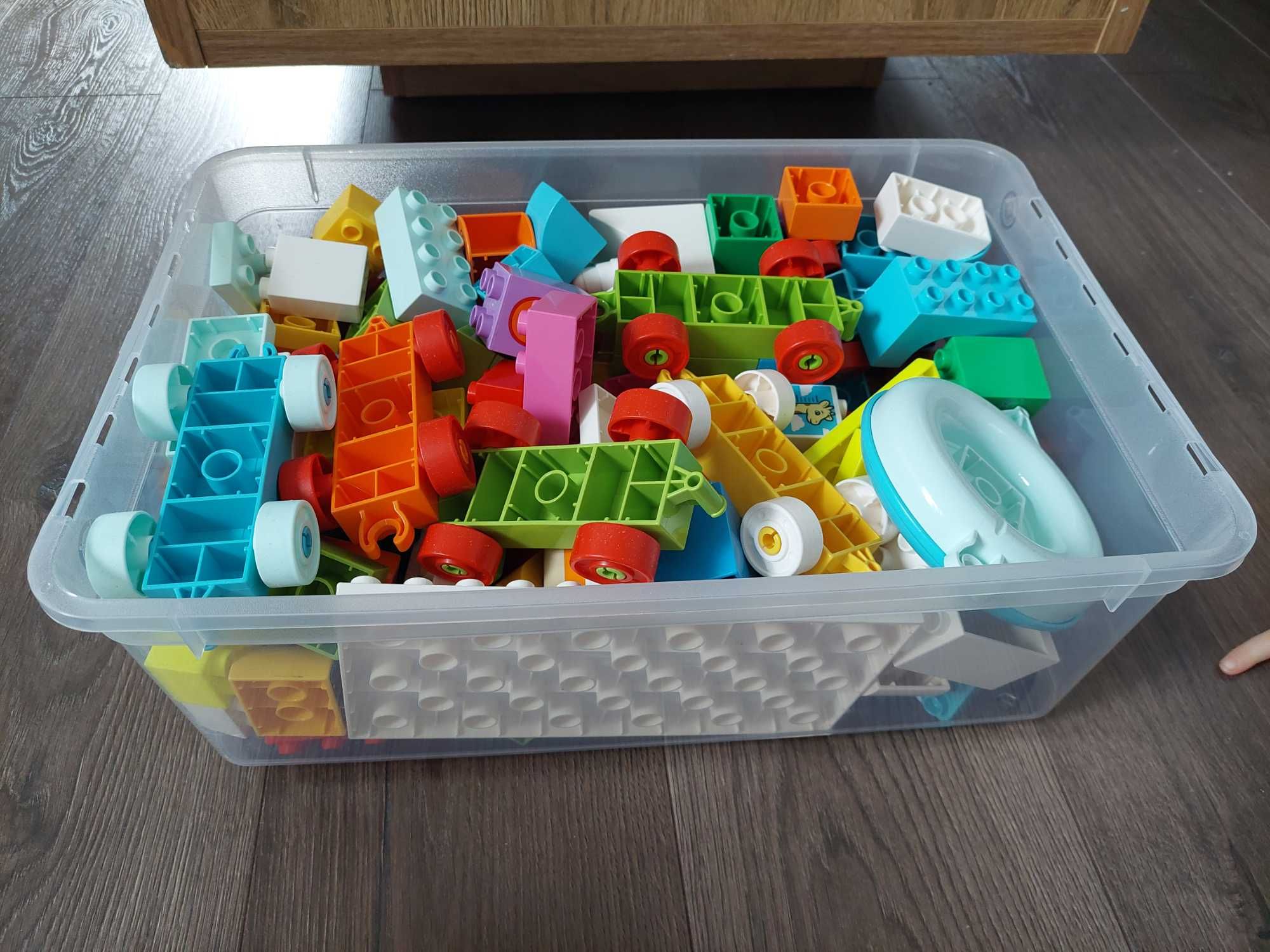 Lego Duplo mix pudło