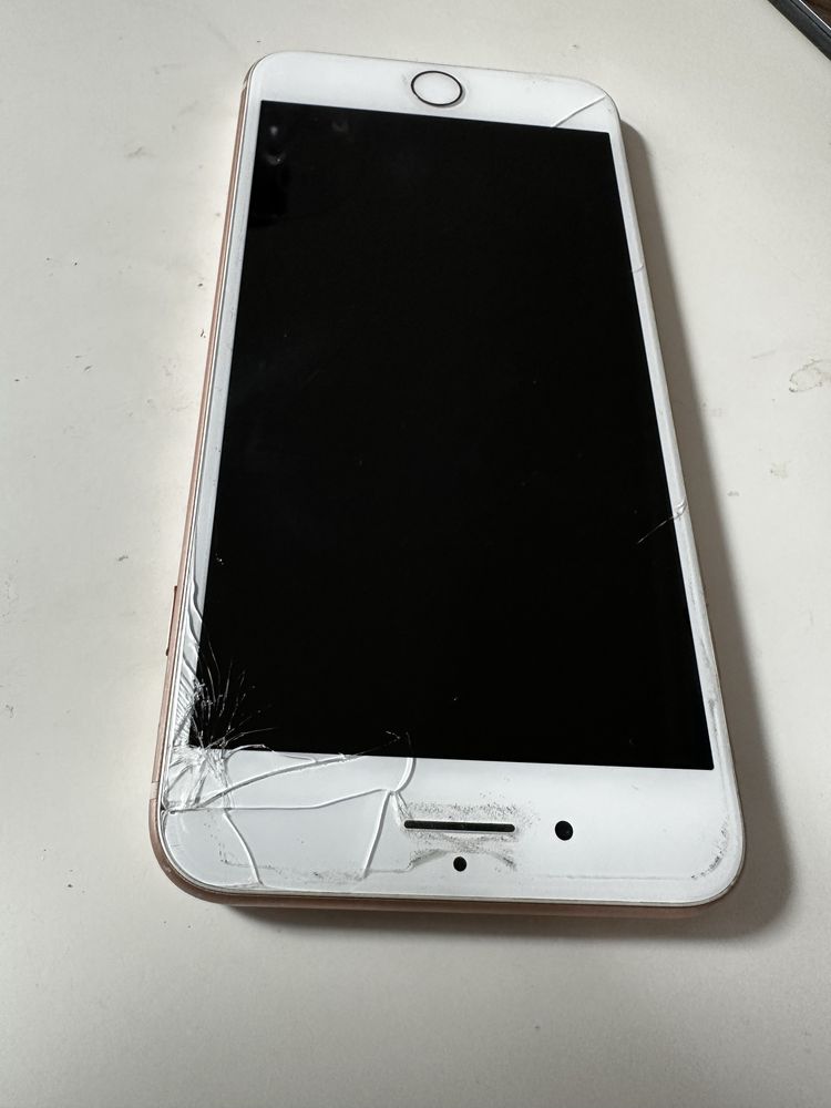 Iphone 8 Plus - popsuty/ na czesci