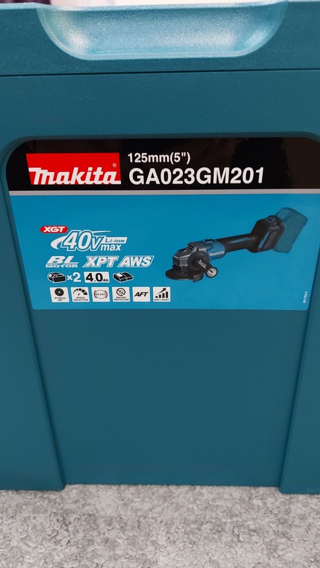 Makita GA023G 40V  болгарка з регулятором обертів