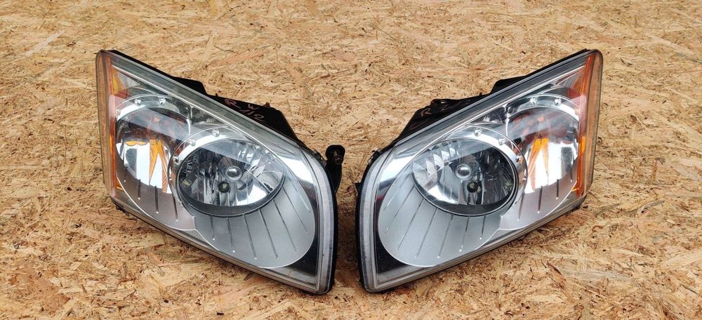 Dodge Caliber 2006 Lampa przednia LEWA PRAWA REFLEKTOR PRZÓD PRAWY LEWY