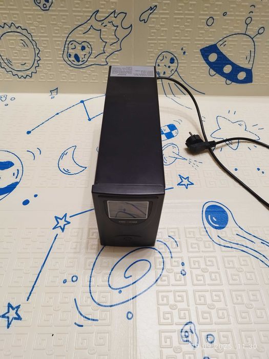Продам ИБП 650 USB LogicPower