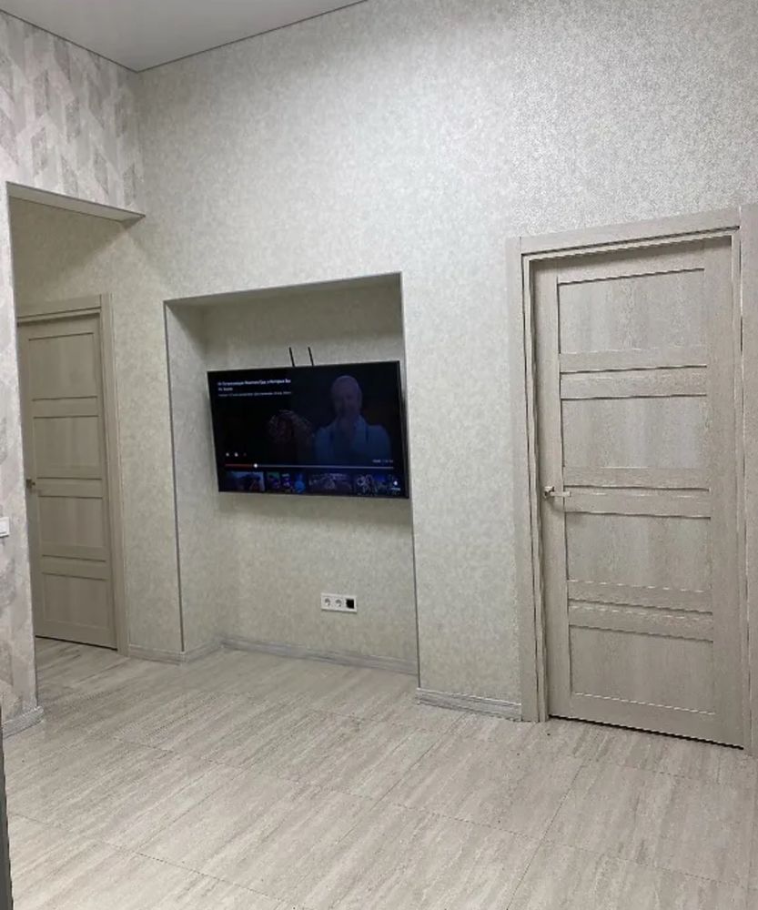Продаж 2 кімнатної квартири в центрі міста+гараж,вул.Спаська