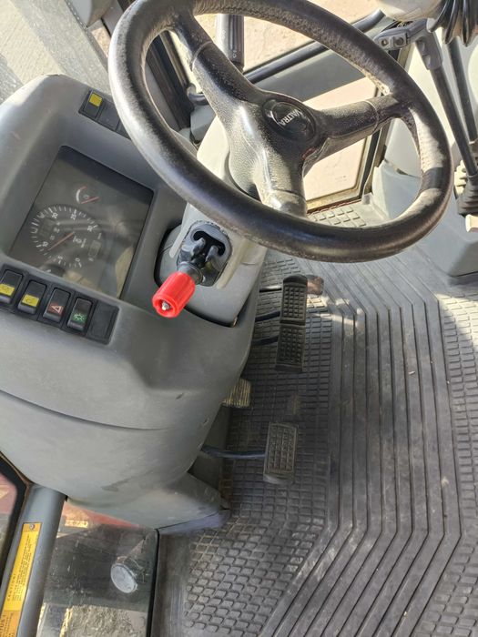 valtra 8150 MX T12 valmet  {massey 6465)