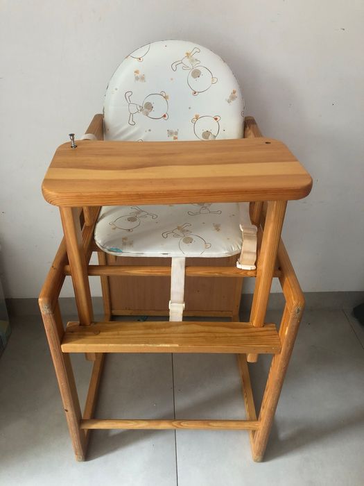 Krzesełko do karmienia ze stolikiem 2w1