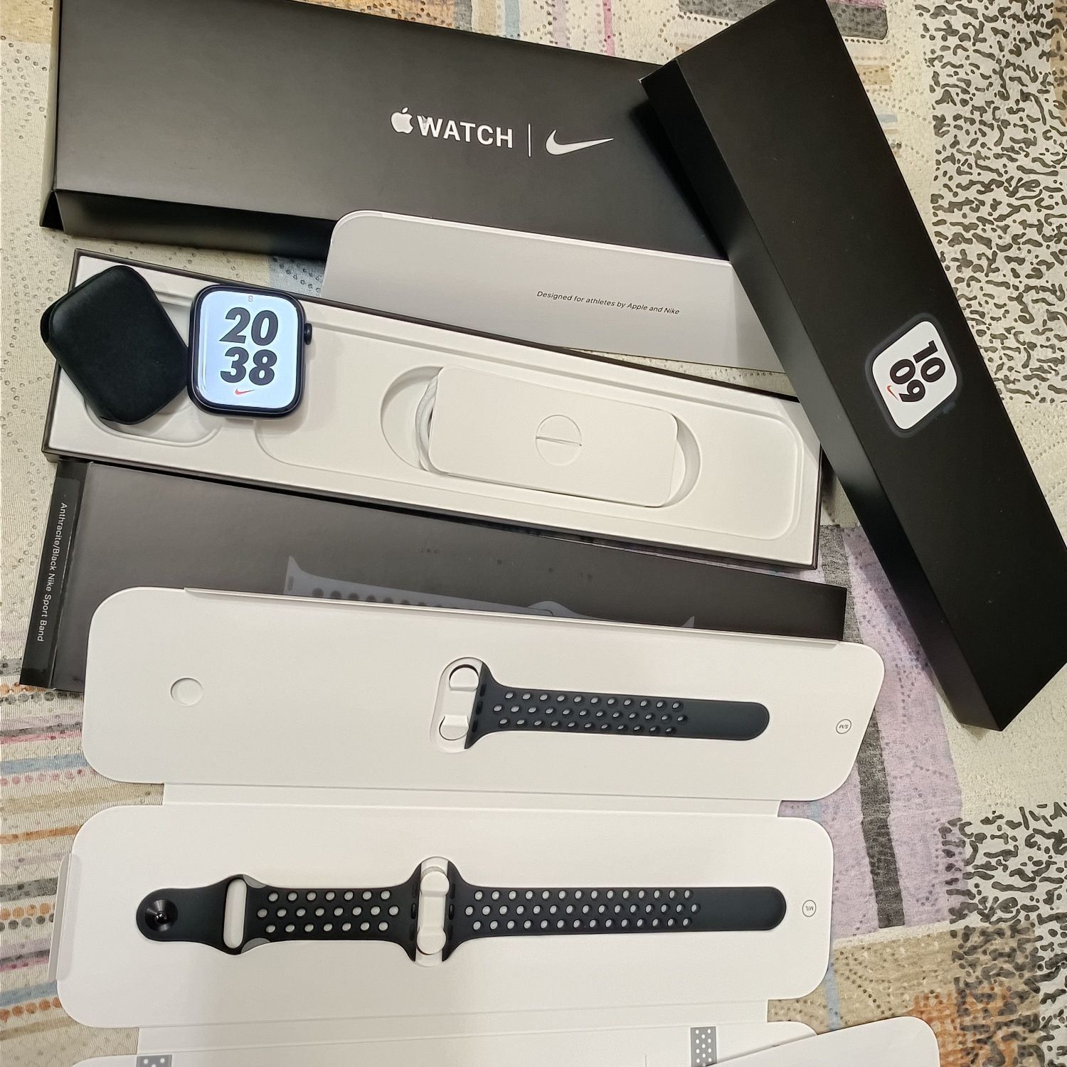 Apple Watch 7 45mm Anthracite/Black Nike Sport Band