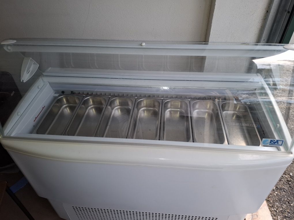 Vitrine de gelados ISA