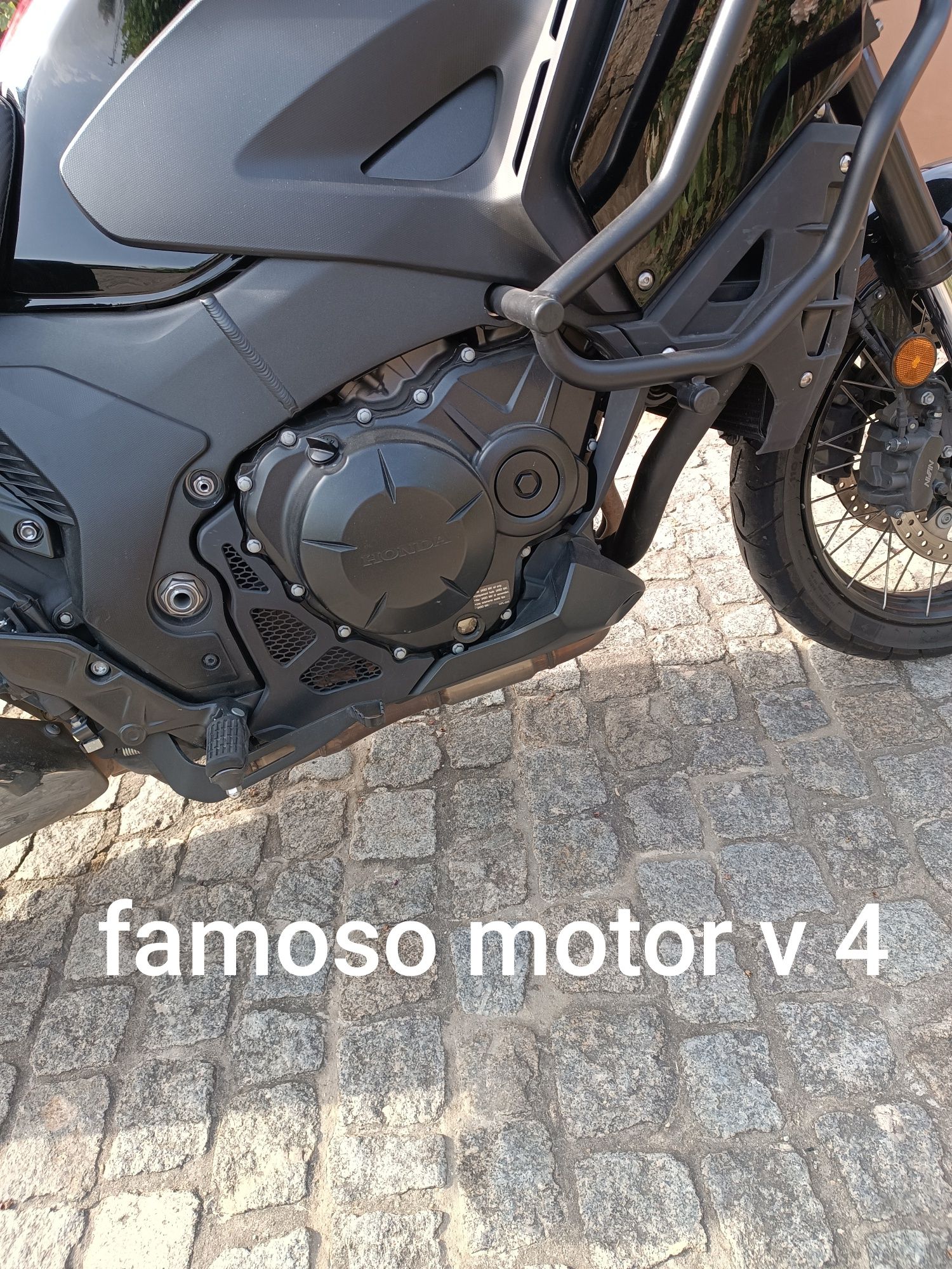 Honda vfr cross Turner 1200 x nacional o famoso v 4