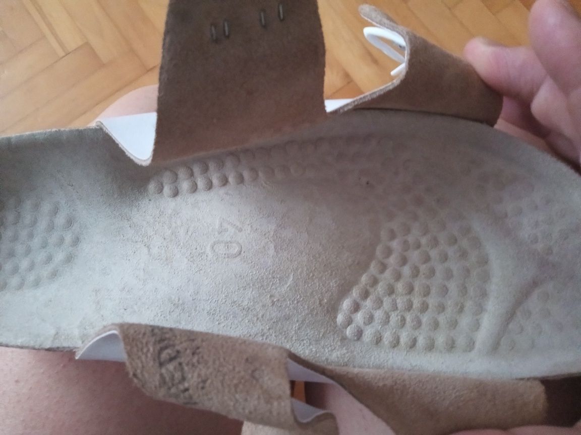 Klapki buty białe medyczne