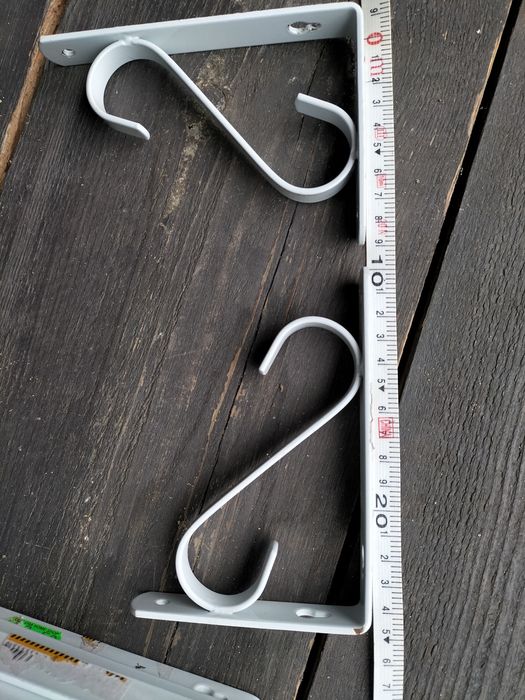 Mocowania, wsporniki metalowe do półek