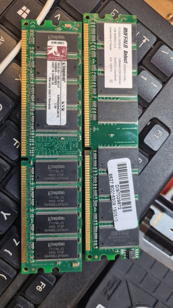 Memórias ddr 400 1gb