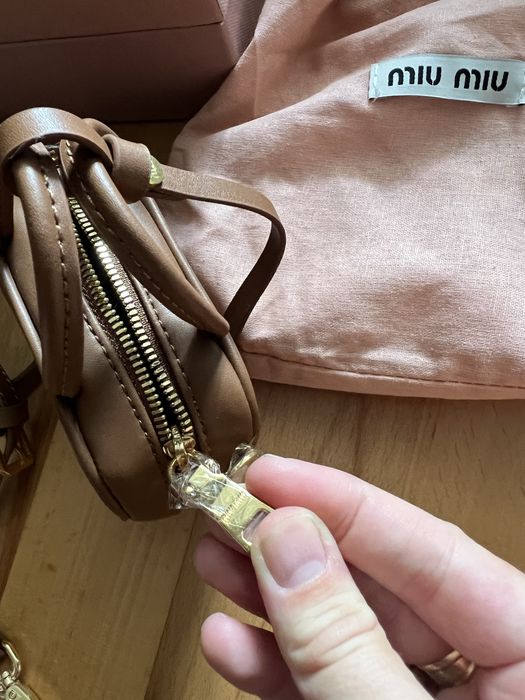 Miu miu miumiu mala torebeczka torebka keychain