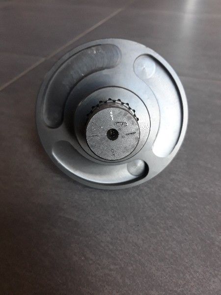 Wałek ze sprzęgłem zapadkowym Kemper 4500 (prawy duży rotor) LCA 67387