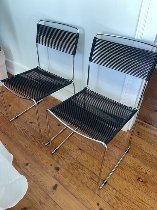 Par Spaghetti chairs
