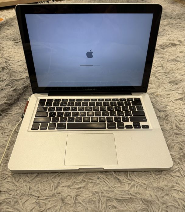Macbook pro 2013  early 2011