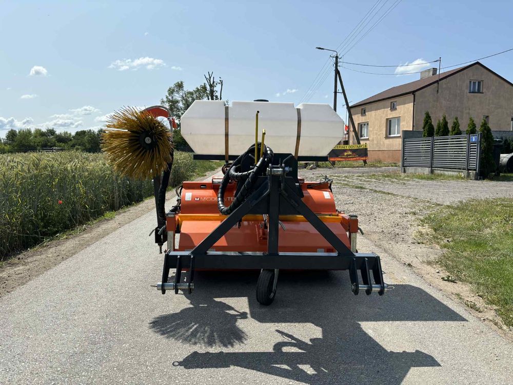 Zamiatarka przemyslowa ZML 120 Moderntech
