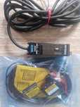 Czujnik laserowy  komplet Keyence LV-H32 oraz LV-21AP