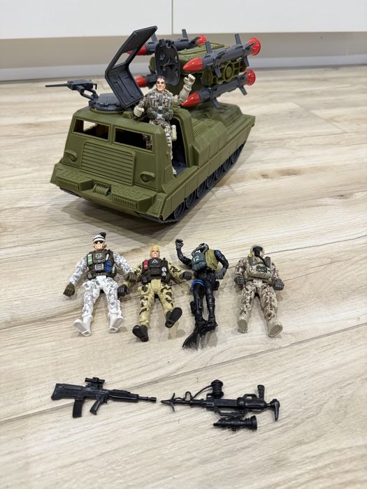 ППО, військова машина, набір солдатиків