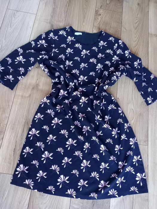 Elegancka sukienka w rozm 48, stan idealny