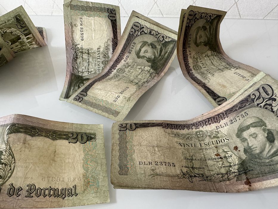 19 NOTAS de 20 Santo Antônio 1964