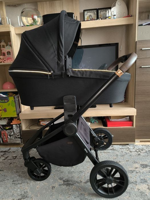 Коляска Carrello Epica 2 в 1