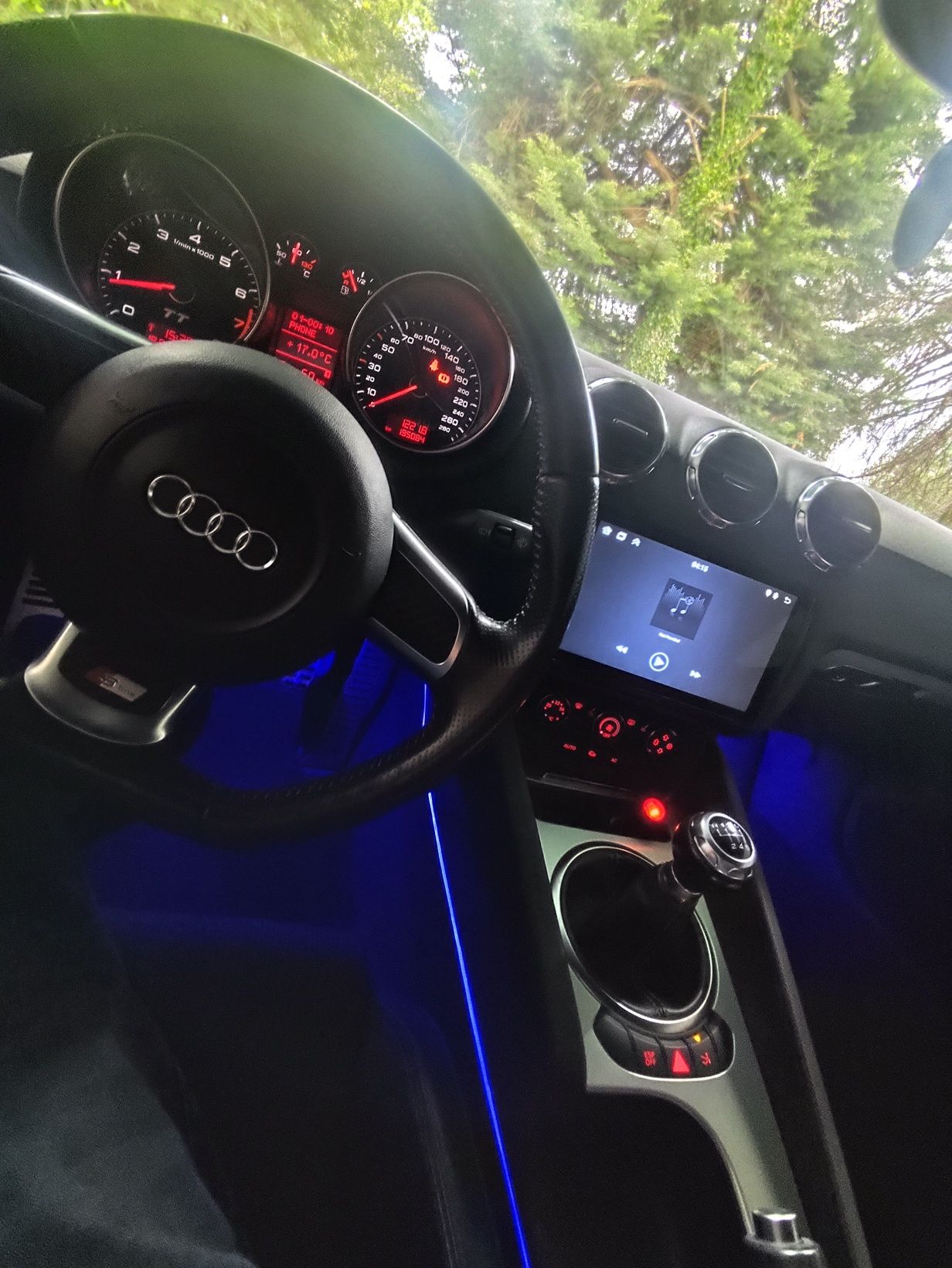 Audi tt s- line , carro de garagem