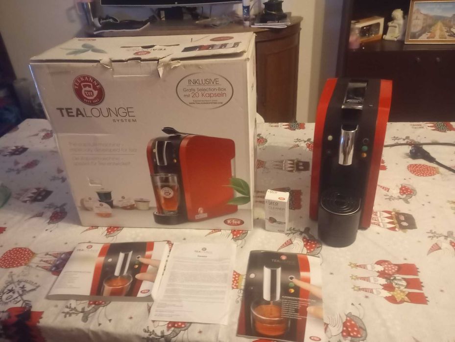 á venda:
maquina de chá e café da marca TEALOUNGE.