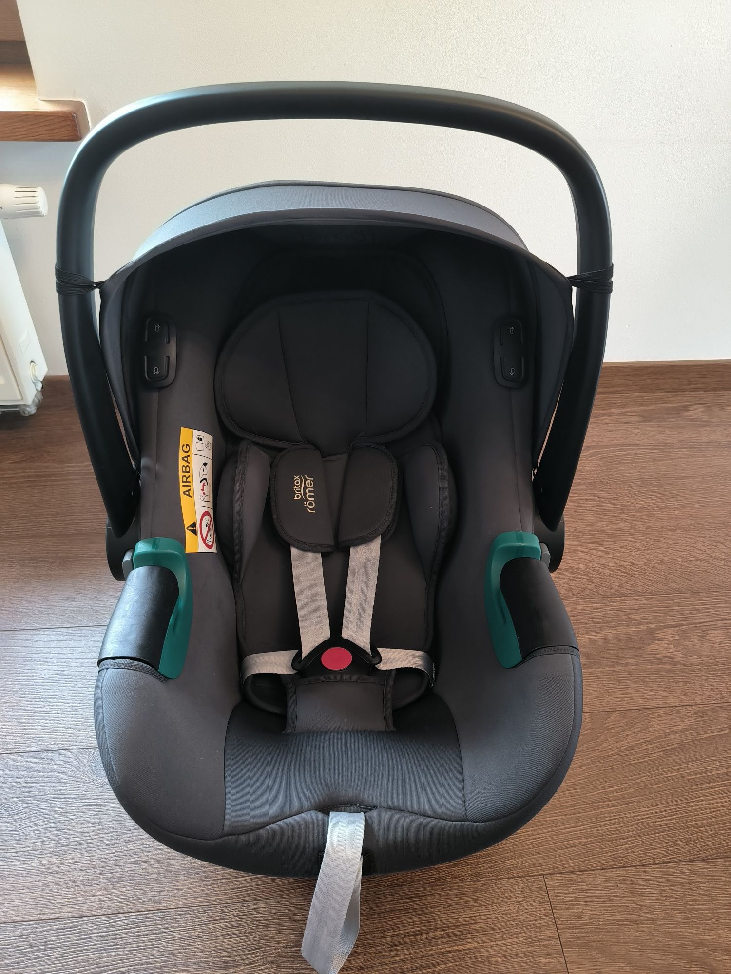 Britax Romer Baby Safe iSense i-Size Fotelik Samochodowy