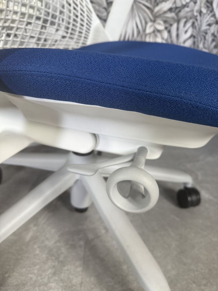 Fotel biurowy ergonomiczny Herman Miller Sayl