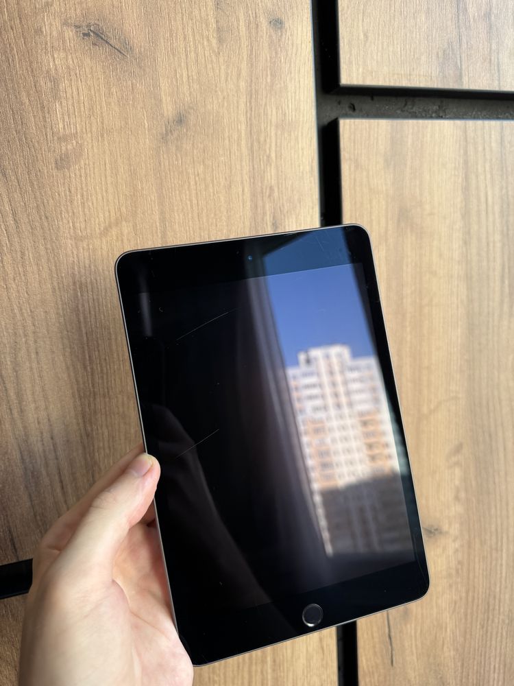 Apple iPad mini 5 64gb Wi-Fi