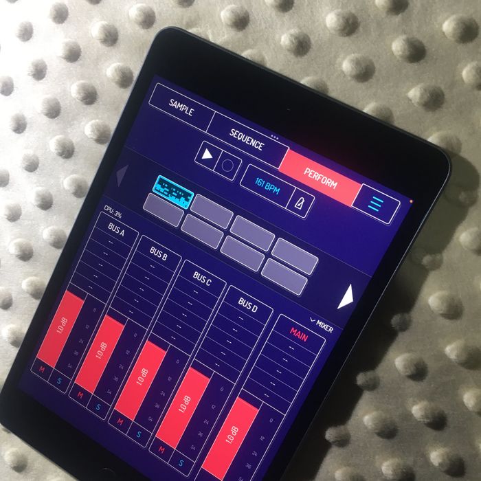 Apple iPad mini 5 64gb в дуже доброму стані