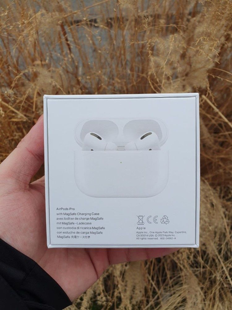 Бездротові навушники Apple AirPods PRO