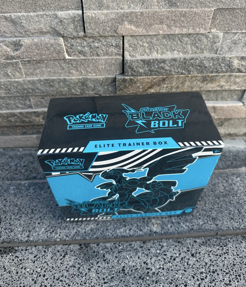 Pokémon TCG Scarlet & Violet Black Bolt Elite Trainer Box