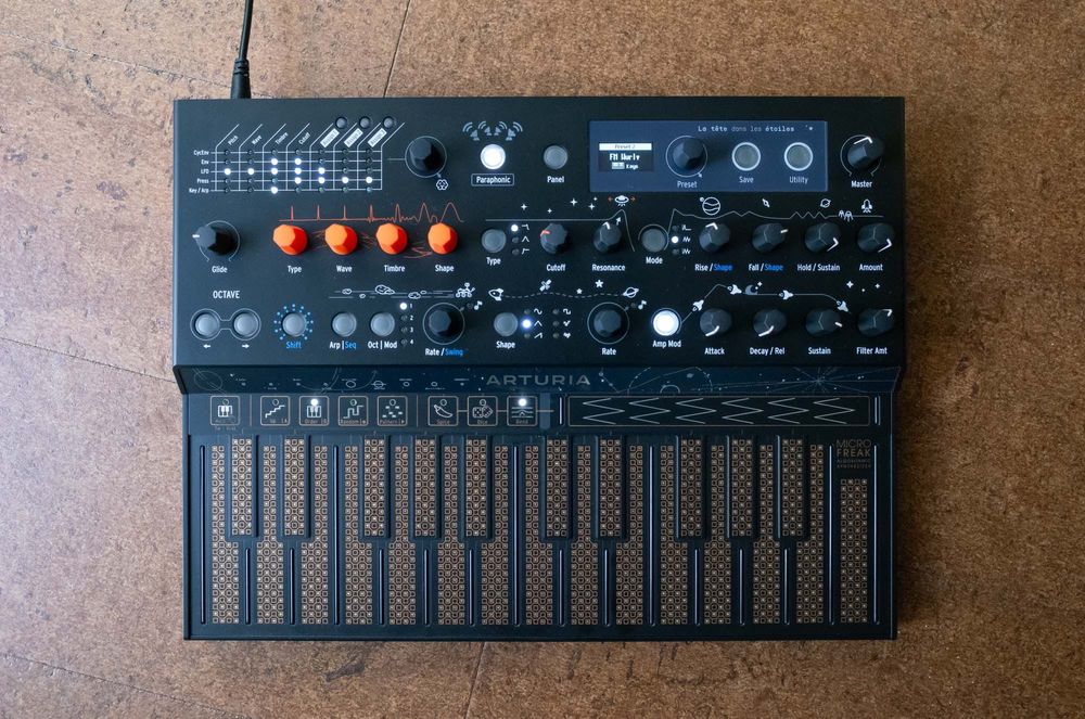 Arturia Microfreak Stellar synth + microphone + 4 years warranty +more