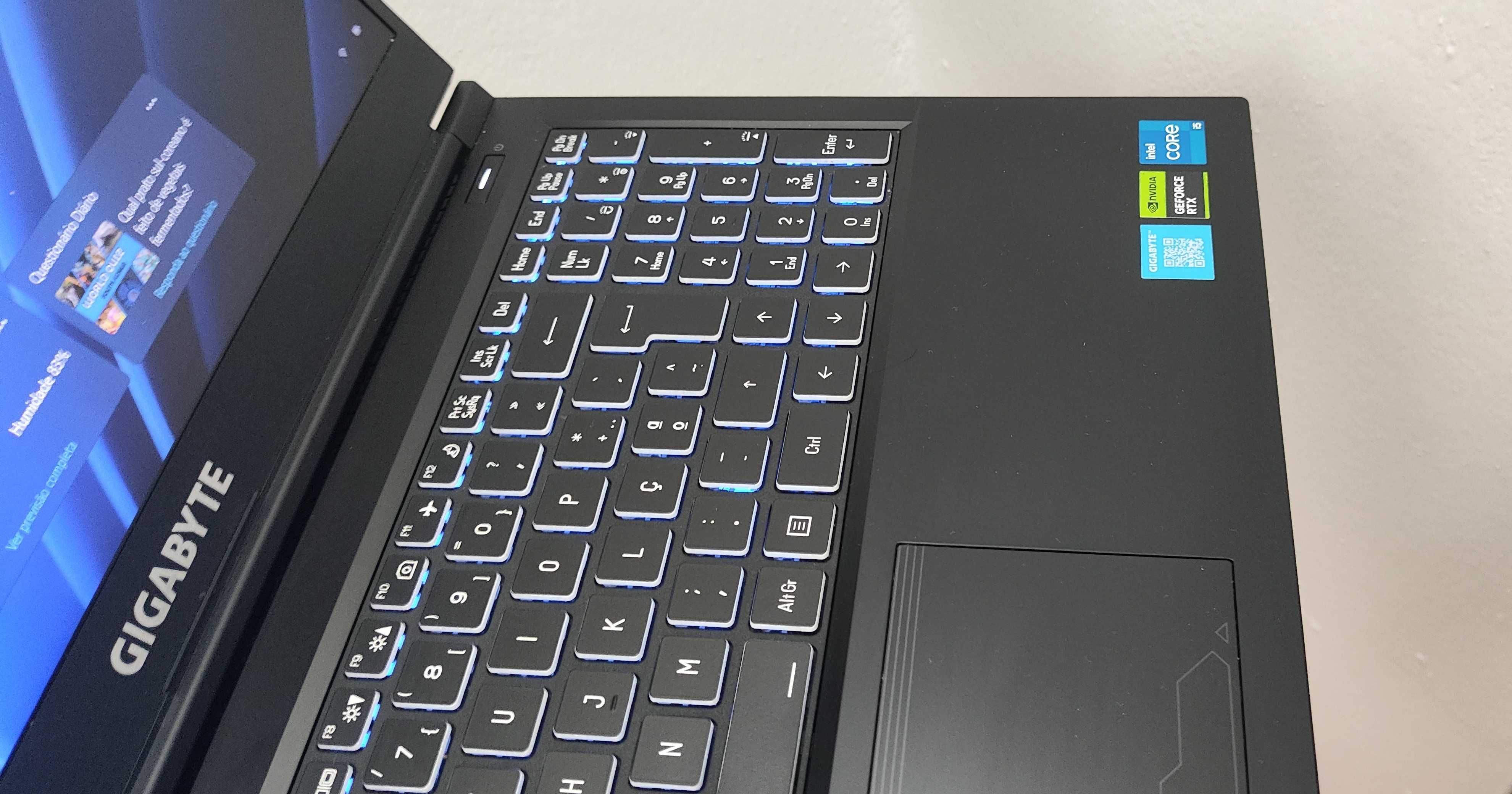 Portatil gaming - 32GB RAM • RTX 4060 • SSD NVME 500GB + Oferta