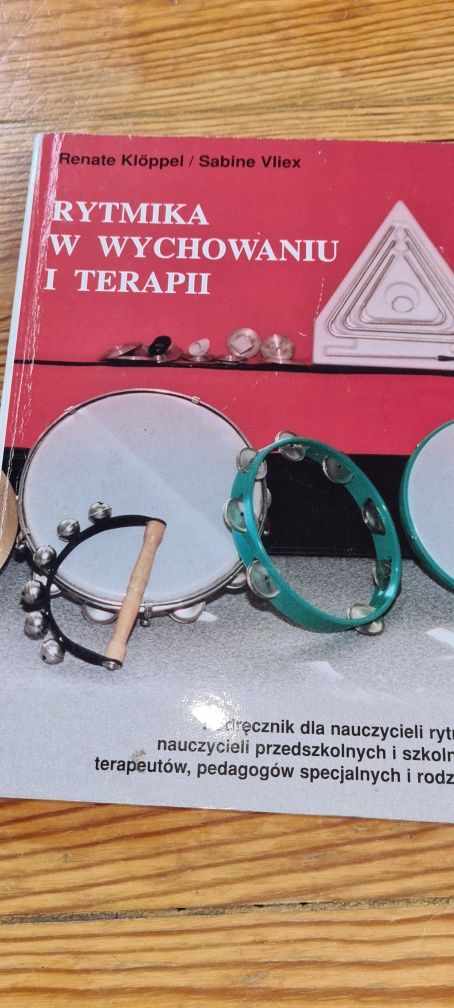 Rytmika w wychowaniu I terapii.  R. Kloppel, S. Vliex